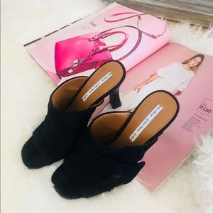 Chic Comfortable Suede Heeled Platform Mule